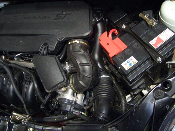 Pipercross Ford Fiesta Mk6 2.0 16v ST 150 01/05-Standard Luchtfi