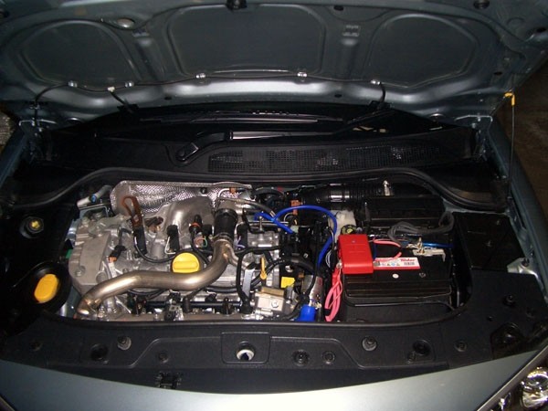 Pipercross Renault Megane Mk2 2.0 Turbo 225 09/03-Standard Lucht
